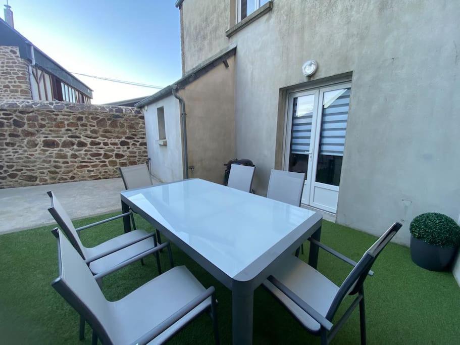 Gite Comme Chez Soi Ducey Les Cheris 외부 사진
