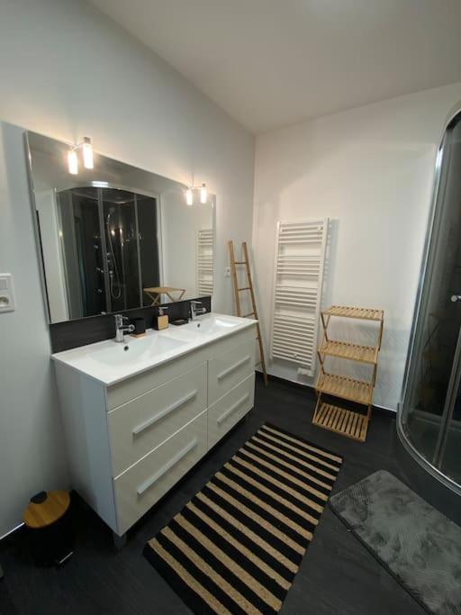 Gite Comme Chez Soi Ducey Les Cheris 외부 사진